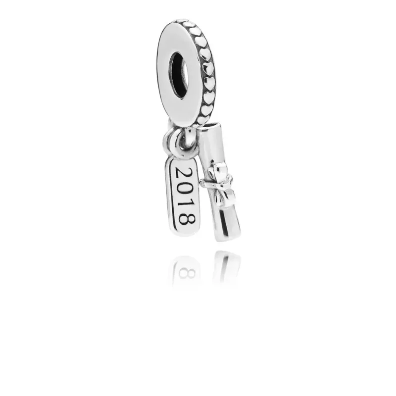 (afbeelding voor) PANDORA Graduation Scroll Bedel 797396