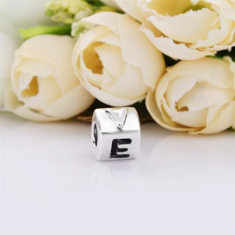(afbeelding voor) PANDORA Love Dice Bedel 797811CZR - Bekijken 3