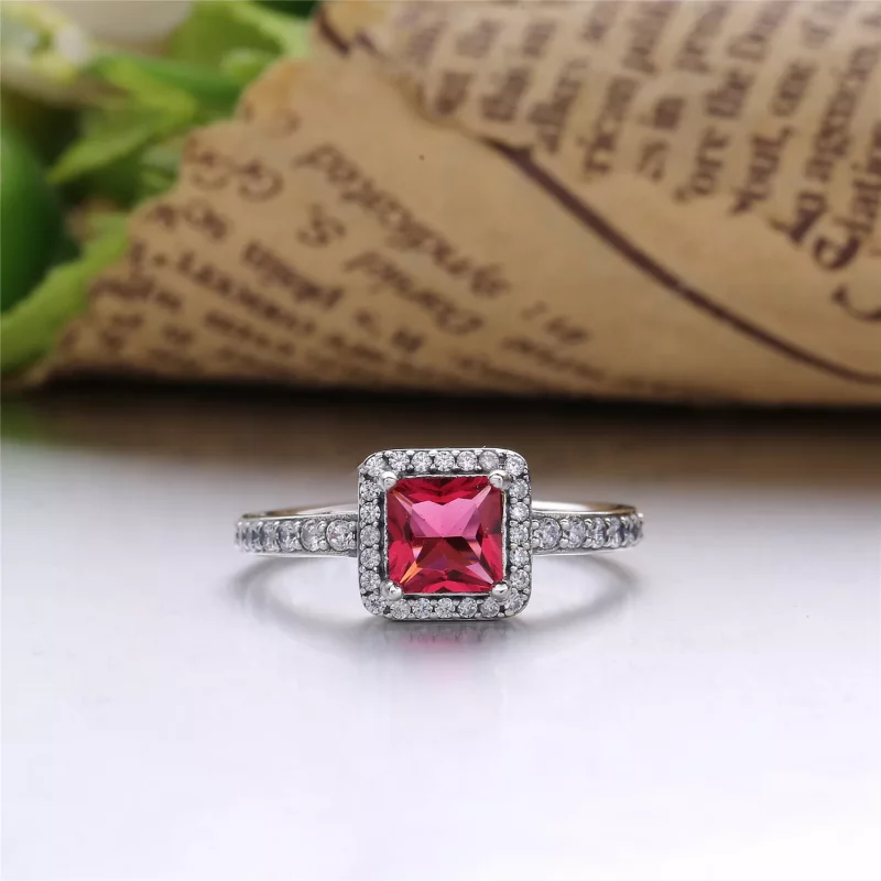 (afbeelding voor) PANDORA Tijdloze Elegance Ring, Synthetische Robijn En Clear CZ 190947SRU - Bekijken 2