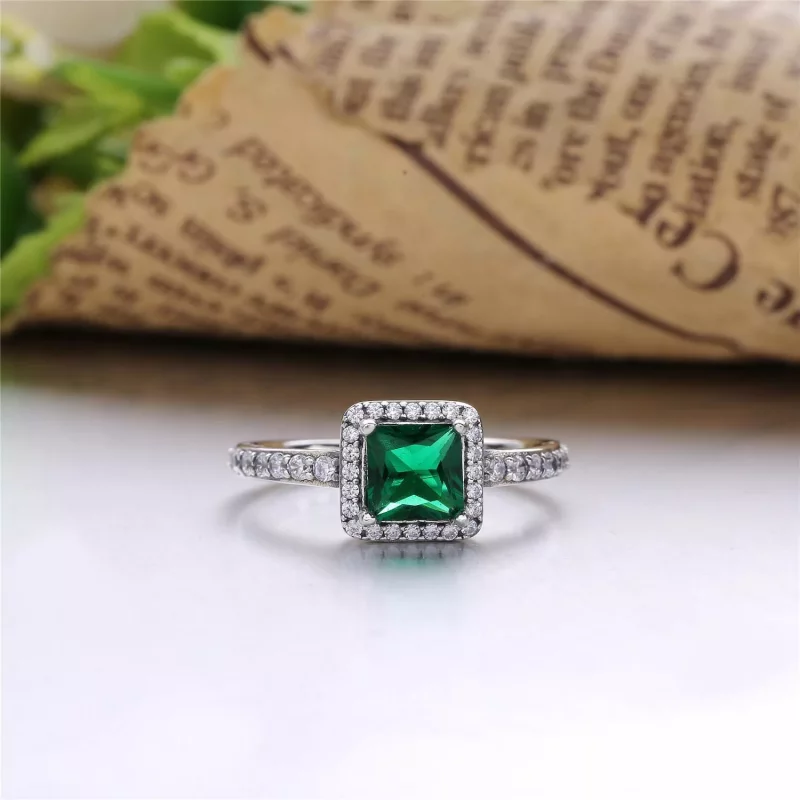 (afbeelding voor) Pandora Zilveren Tijdloze Elegantie Ring 190947GCZ - Bekijken 2