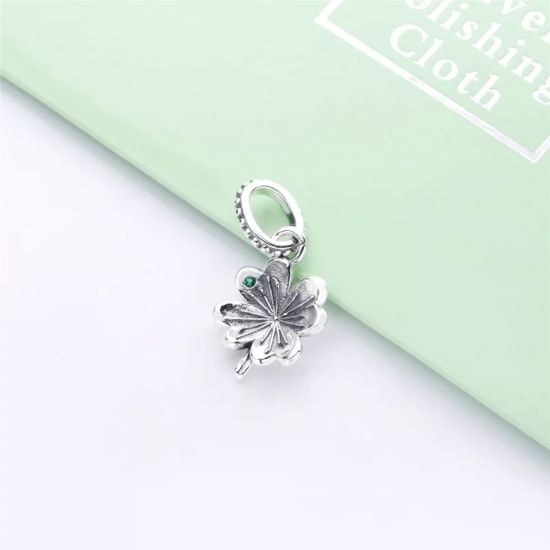 (afbeelding voor) Pandora Zilveren Lucky Klavertje Vier Hanger 397965Nag - Bekijken 3