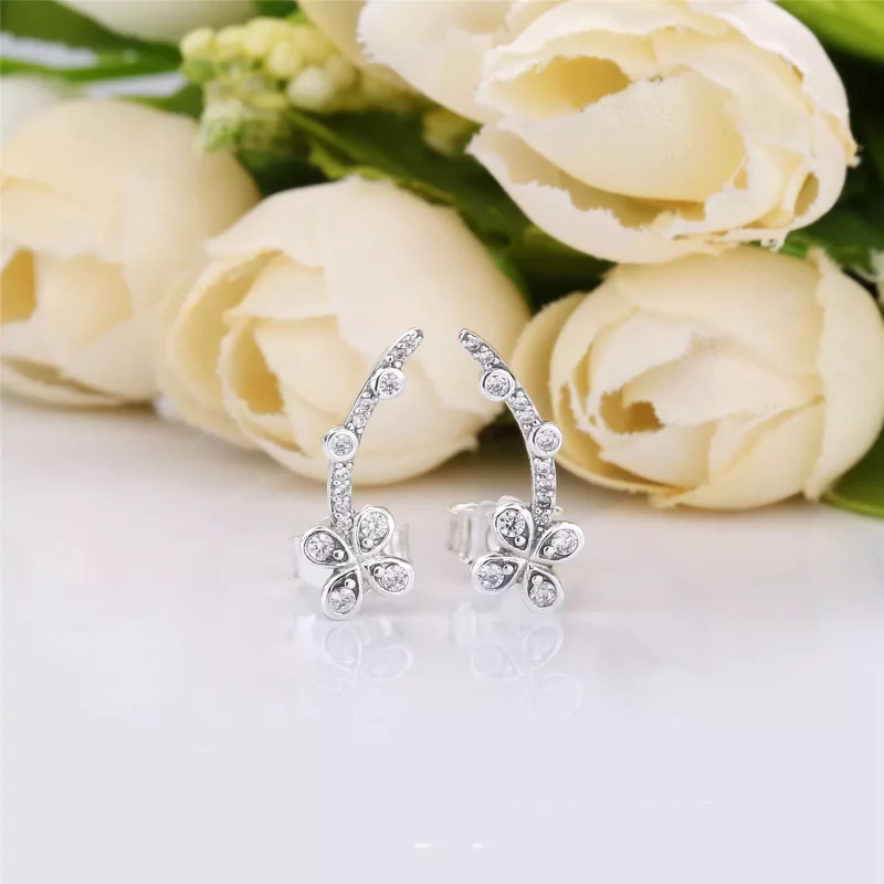 (afbeelding voor) Pandora Draped Four-Petal Flowers Oorbellen - 297936CZ - Bekijken 2