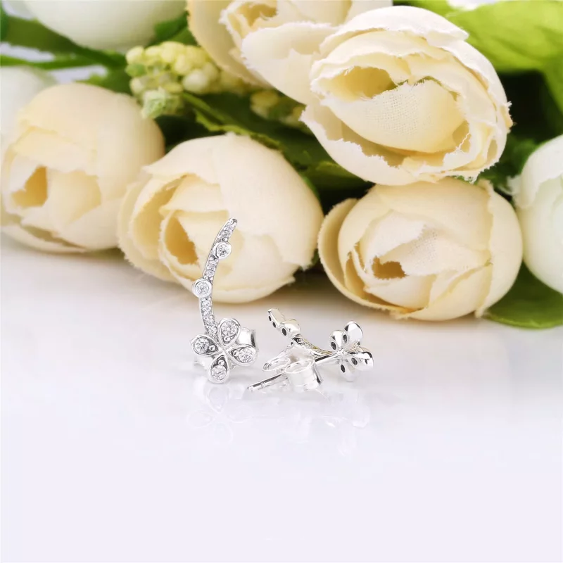 (afbeelding voor) Pandora Draped Four-Petal Flowers Oorbellen - 297936CZ - Bekijken 4