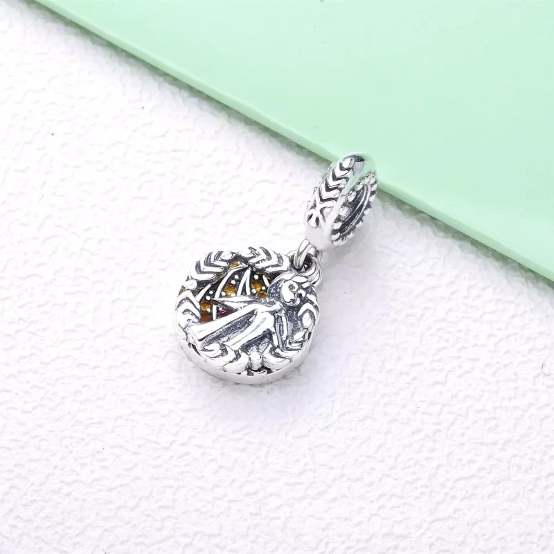 (afbeelding voor) Pandora Disney Bevroren Anna Hangende Bedel 798457C01 - Bekijken 4