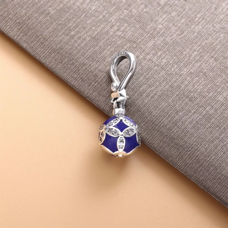 (afbeelding voor) Pandora Blauw Kerstornament Bungelen Bedel 798512C01 798512C01 - Bekijken 3