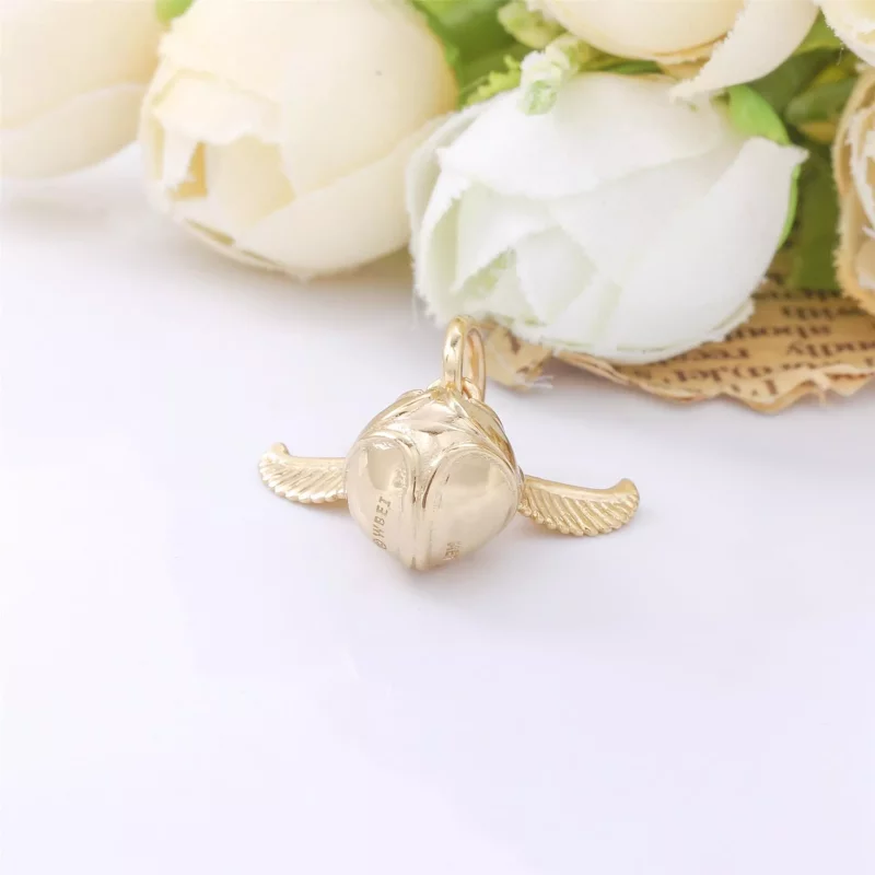 (afbeelding voor) Pandora Harry Potter, Gouden Snaai Hanger 368618C00 - Bekijken 5