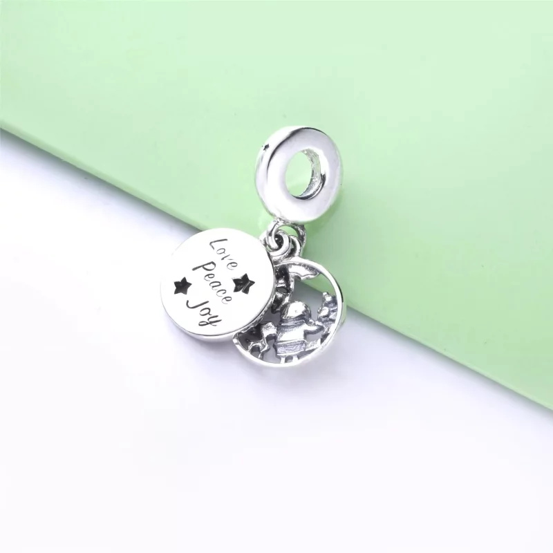 (afbeelding voor) Pandora Kerstman Hangende Bedel Met Tekst Love Peace Joy 798468C01 - Bekijken 3