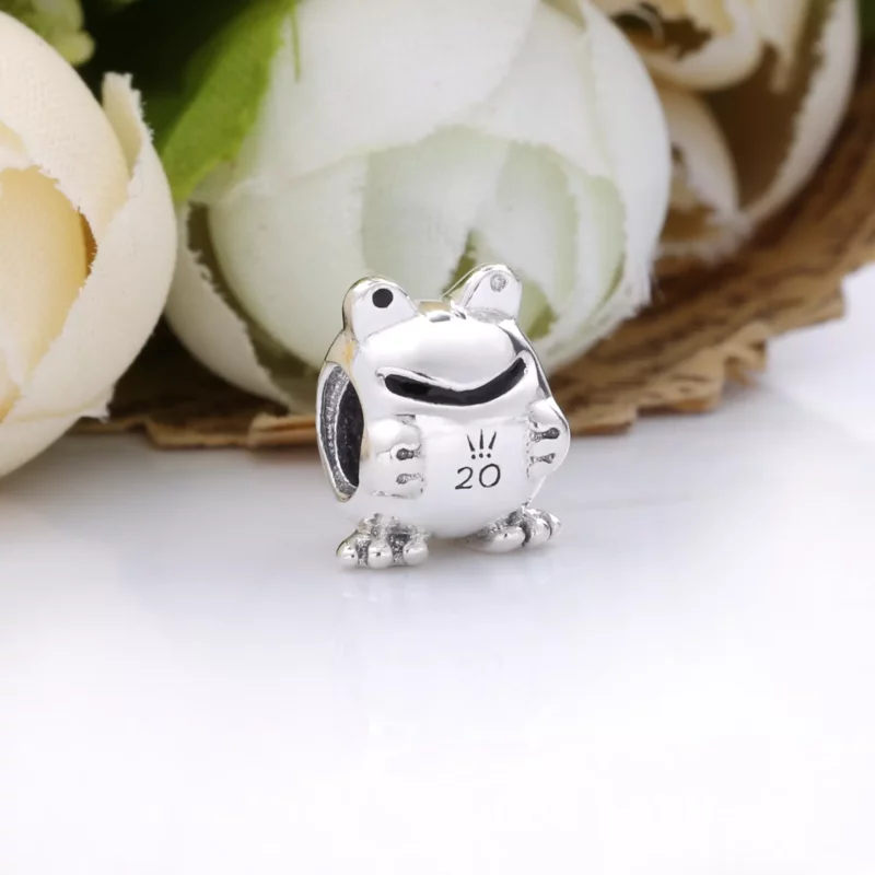 (afbeelding voor) PANDORA 2020 Limited Edition Kikker Zilveren Bedel 798953C00 - Bekijken 2