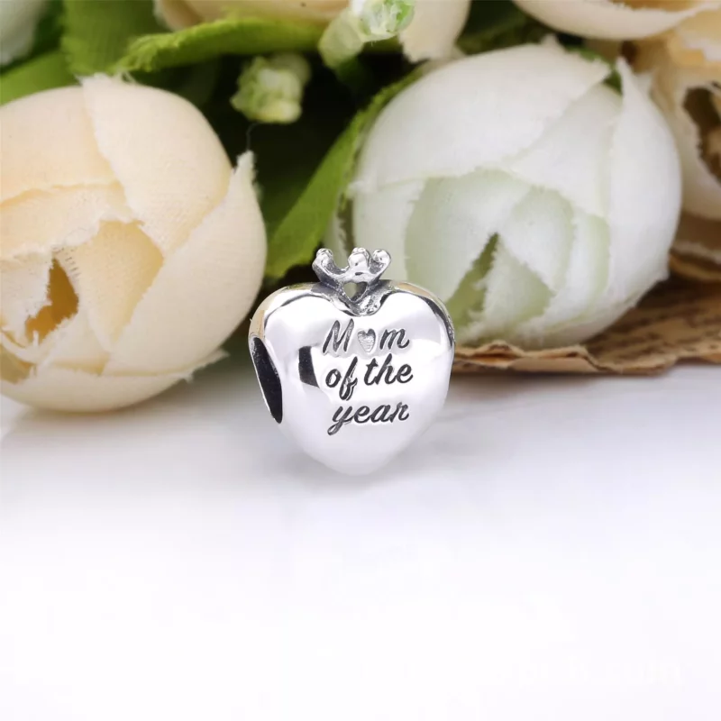 (afbeelding voor) PANDORA Hart Bedel Met Tekst 'Mum Of The Year' 798823C00 - Bekijken 3