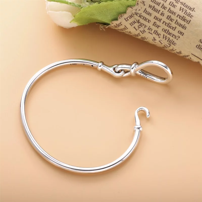 (afbeelding voor) PANDORA Infinity Knot Bangle 598893C00 - Bekijken 4
