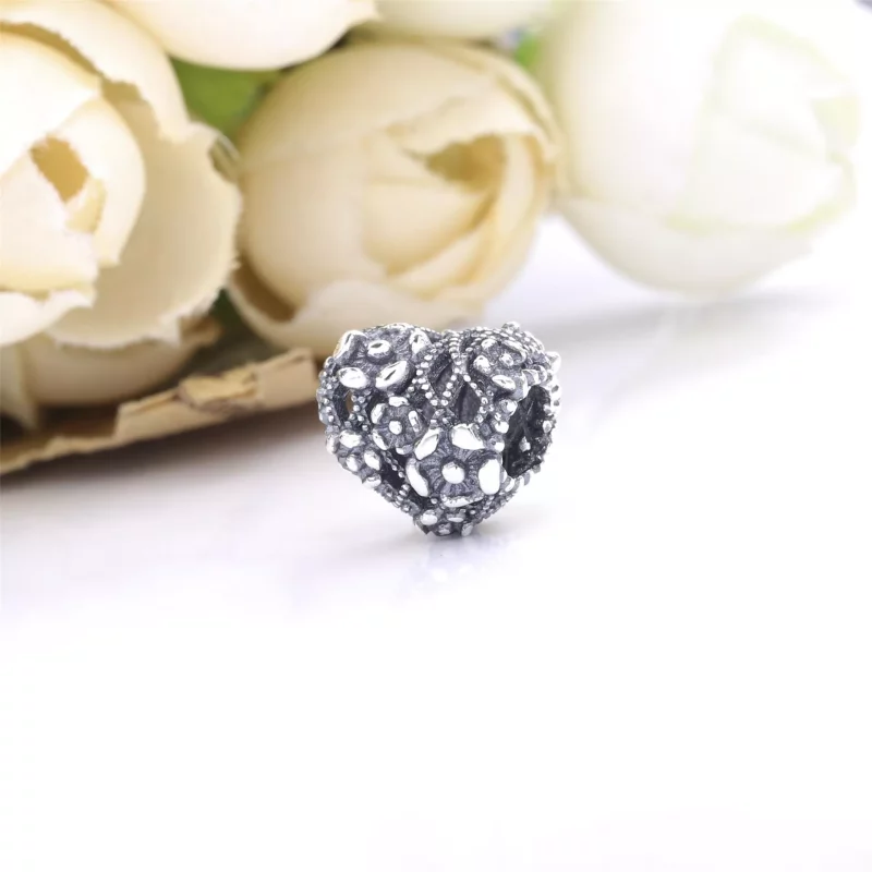 (afbeelding voor) PANDORA Opengewerkte Bloemen Hart Bedel Met Tekst 'Mummy' 798892C00 - Bekijken 3