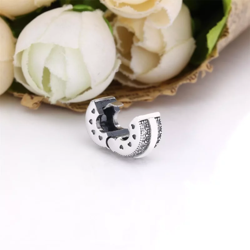 (afbeelding voor) PANDORA Glanzende Pavé-rijen en Logo Clip Bedel - 799042C01 - Bekijken 4