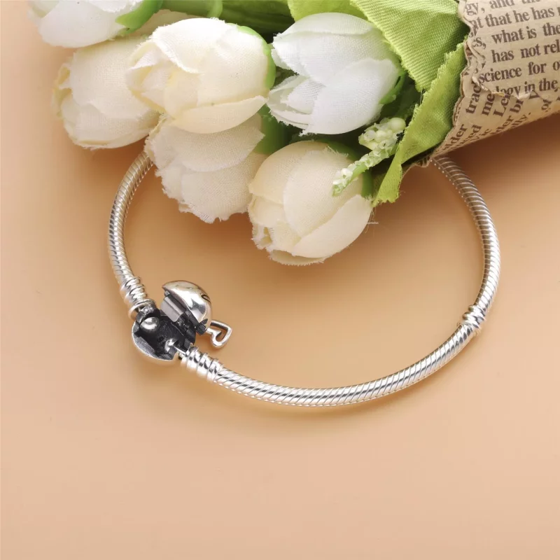 (afbeelding voor) Pandora Moments Infinity Bangle Met Hartsluiting - 598891C00 - Bekijken 3