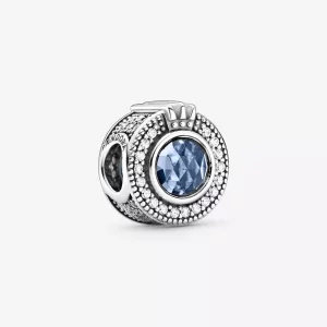 (afbeelding voor) PANDORA Sprankelende Pavé Crown O Hangende Bedel - 799058C01