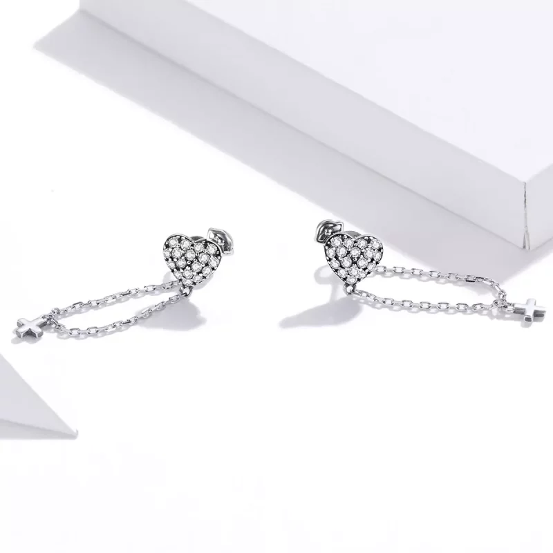 (afbeelding voor) Pandora Style Engel in wit kruis met liefdesoorbellen Oorhangers - SCE969 - Bekijken 2