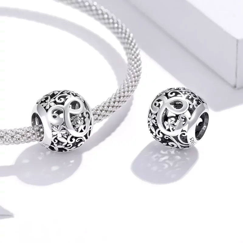 (afbeelding voor) Pandora Style Opengewerkte Bloem Letter C Bedel - SCC1444-C - Bekijken 4