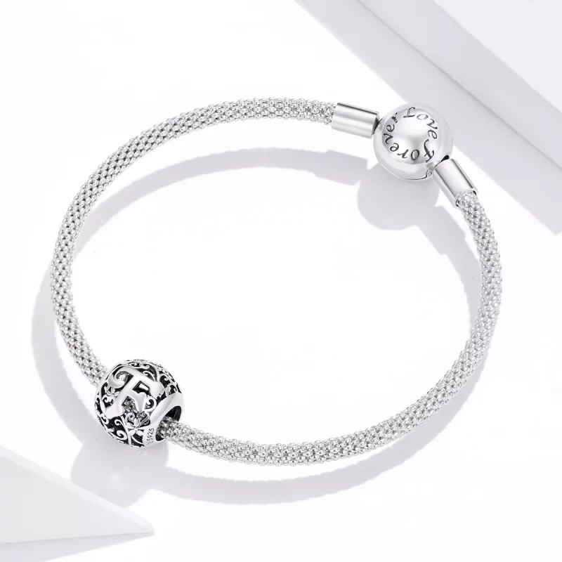 (afbeelding voor) Pandora Style Opengewerkte bloemenletter F Bedel - SCC1444-F - Bekijken 3