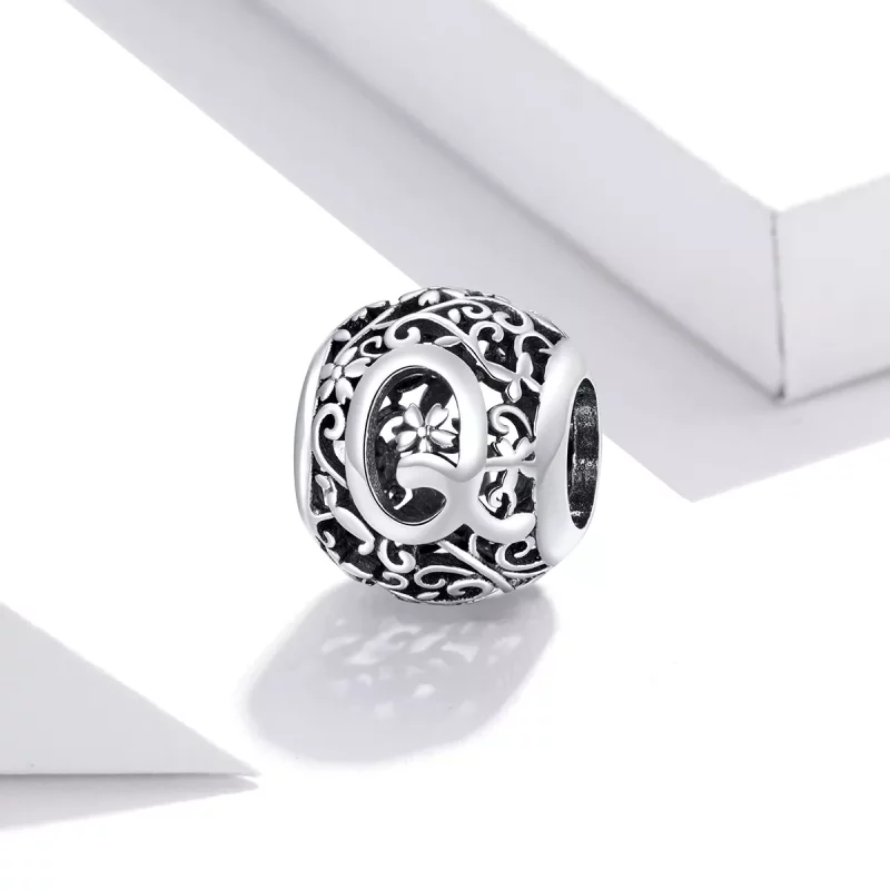 (afbeelding voor) Pandora Style Opengewerkte bloemenletter Q Bedel - SCC1444-Q - Bekijken 2