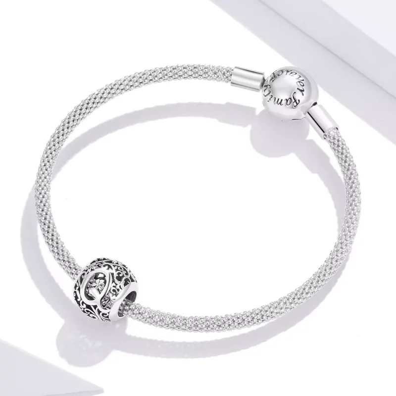 (afbeelding voor) Pandora Style Opengewerkte bloemenletter Q Bedel - SCC1444-Q - Bekijken 3