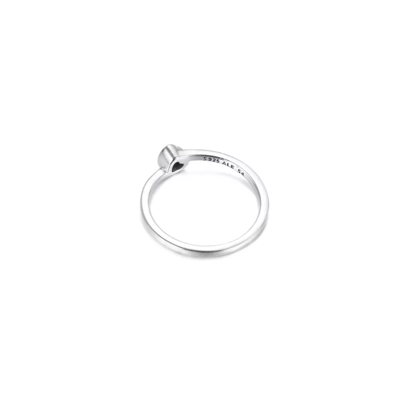 (afbeelding voor) PANDORA Clear Tilted Heart Solitaire Ring - 199267C02 - Bekijken 4
