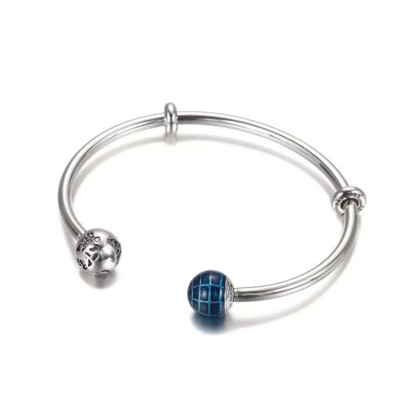 (afbeelding voor) PANDORA blauwe planeet en bol Open Bangle - 599223C01 - Bekijken 2