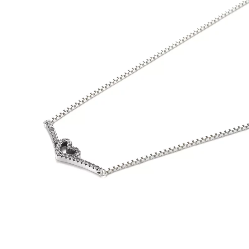 (afbeelding voor) PANDORA Sparkling Wishbone Heart Stud Earrings - 399273C01 - Bekijken 2