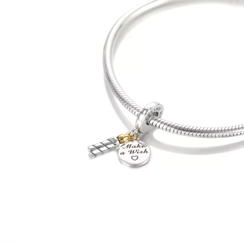 (afbeelding voor) PANDORA Two-tone Birthday Candle Hangende Bedel - 799328C00 - Bekijken 5