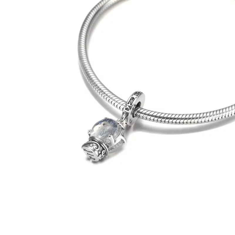 (afbeelding voor) PANDORA Disney Belle en het Beest Betoverde Roos Hangende Bedel - 790024C01 - Bekijken 5