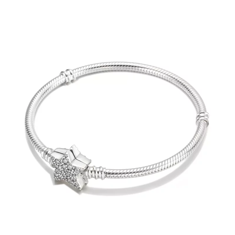 (afbeelding voor) Pandora Moments Snake Chain Armband met Asymmetrische Ster Sluiting - 599639C01 - Bekijken 3