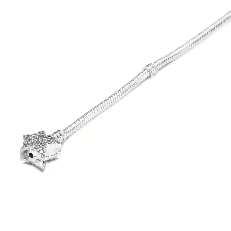 (afbeelding voor) Pandora Moments Snake Chain Armband met Asymmetrische Ster Sluiting - 599639C01 - Bekijken 4