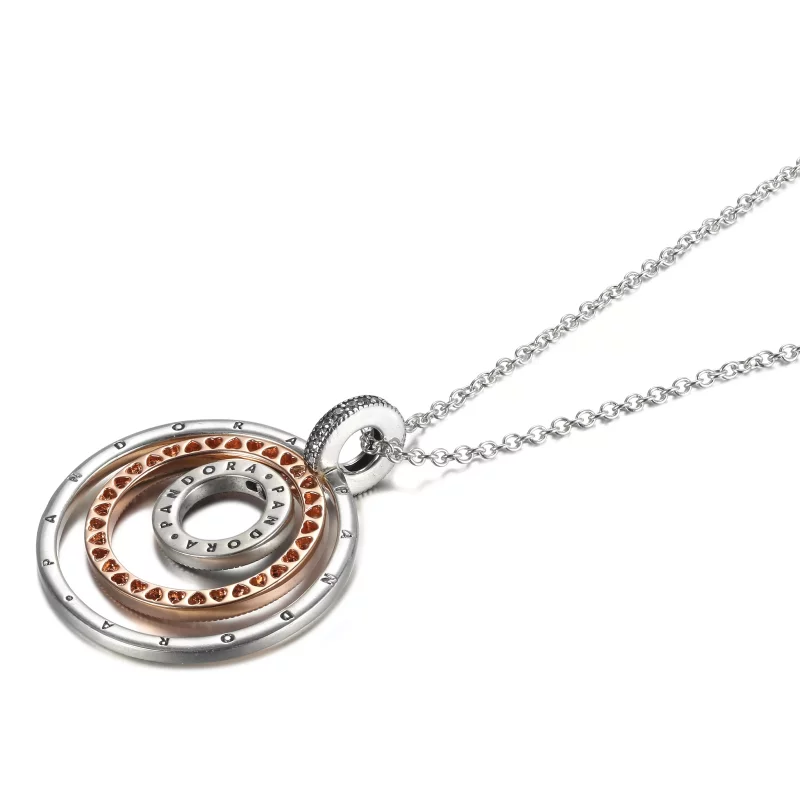 (afbeelding voor) PANDORA Tweekleurige cirkel hanger en halsketting - 389483C01 - Bekijken 3