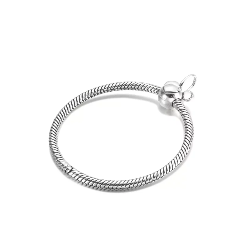 (afbeelding voor) PANDORA Disney Mickey Mouse O Hanger - 390076C00 - Bekijken 5