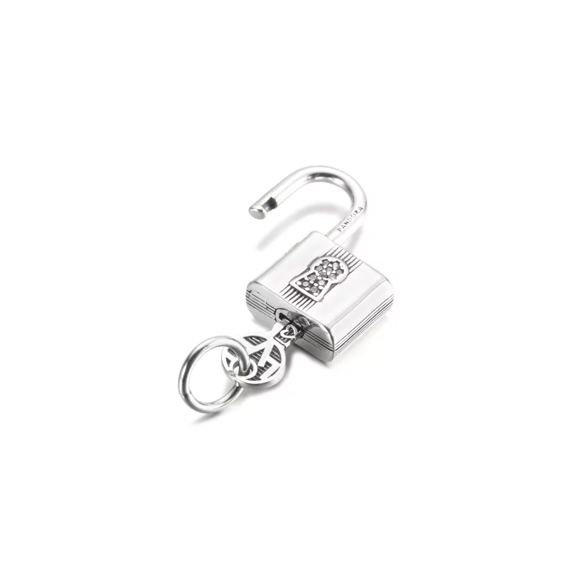 (afbeelding voor) PANDORA Hangslot en Sleutel Hangende Bedel - 790088C01 - Bekijken 3