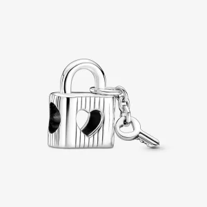 (afbeelding voor) PANDORA Hangslot & Hartsleutel Bedel - 790095C01