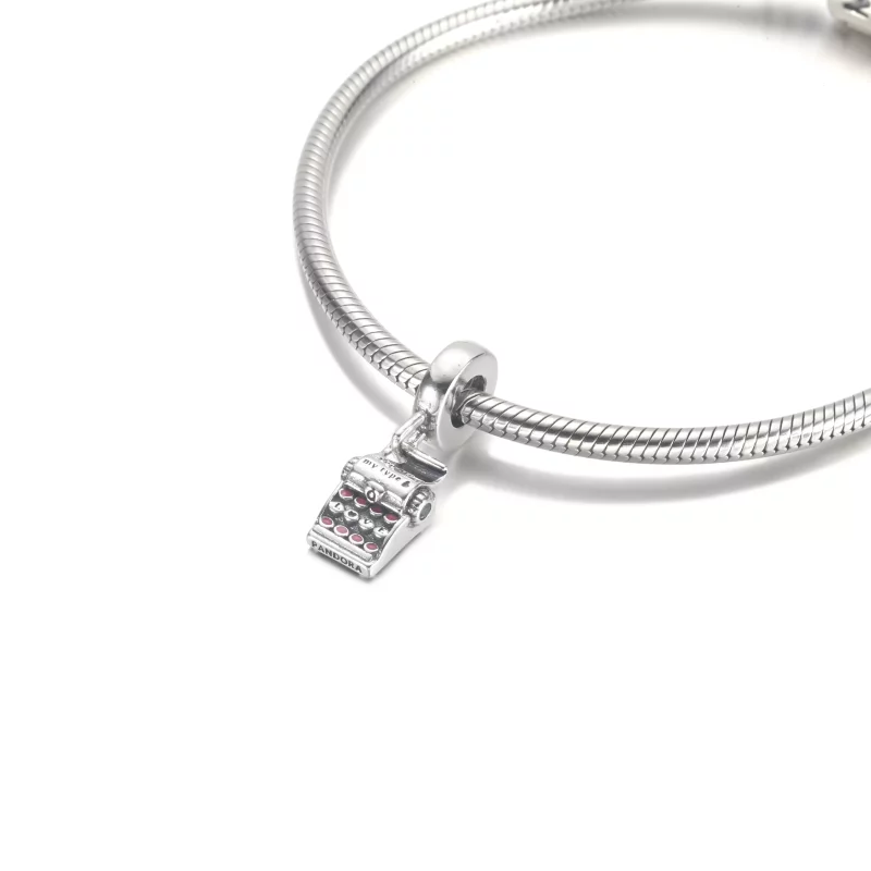 (afbeelding voor) PANDORA Typemachine Hangende Bedel - 790069C01 - Bekijken 5