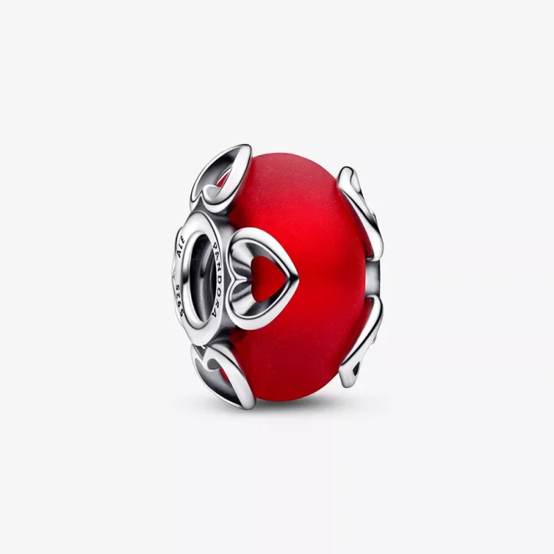 (afbeelding voor) PANDORA Frosted Red Murano Glass & Hearts Charm - 792497C01