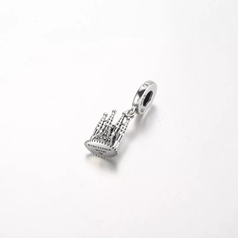 (afbeelding voor) Pandora Barcelona Monument Dangle Charm - 792709C01 - Bekijken 3