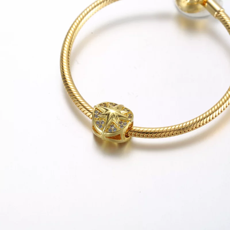 (afbeelding voor) Pandora Marvel Captain Marvel Insignia Charm - 762744C01 - Bekijken 5