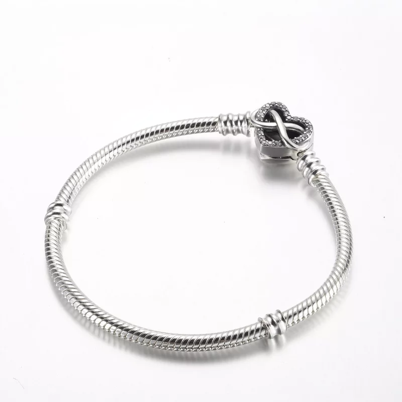 (afbeelding voor) Pandora Moments Sprankelende Infinity Hart Sluiting Snake Chain Armband - 592645 - Bekijken 2