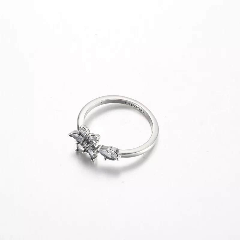 (afbeelding voor) Pandora Sprankelende Herbarium Cluster Open Ring - 192611C01 - Bekijken 3