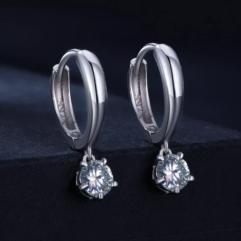 (afbeelding voor) Pandora-stijl 0,5 karaat Moissanite oorbellen met hangers (Twee certificaten) - - Bekijken 2