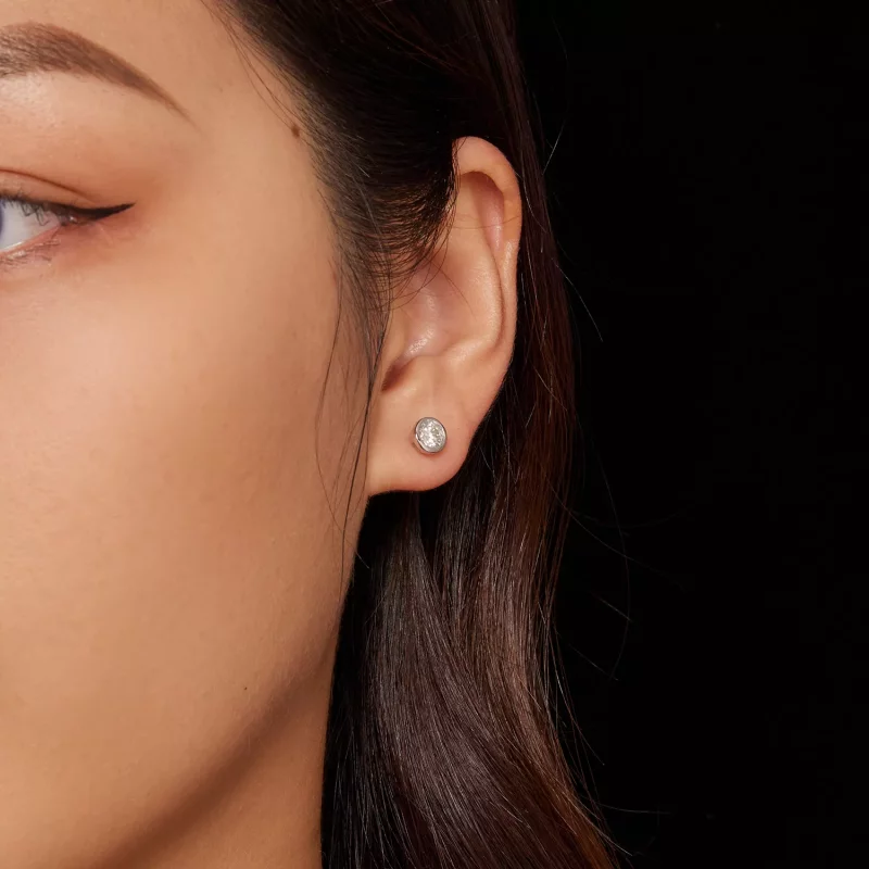 (afbeelding voor) Pandora-stijl Oorringen met Bezel-gezette Moissanite Studs - MSE026 - Bekijken 7