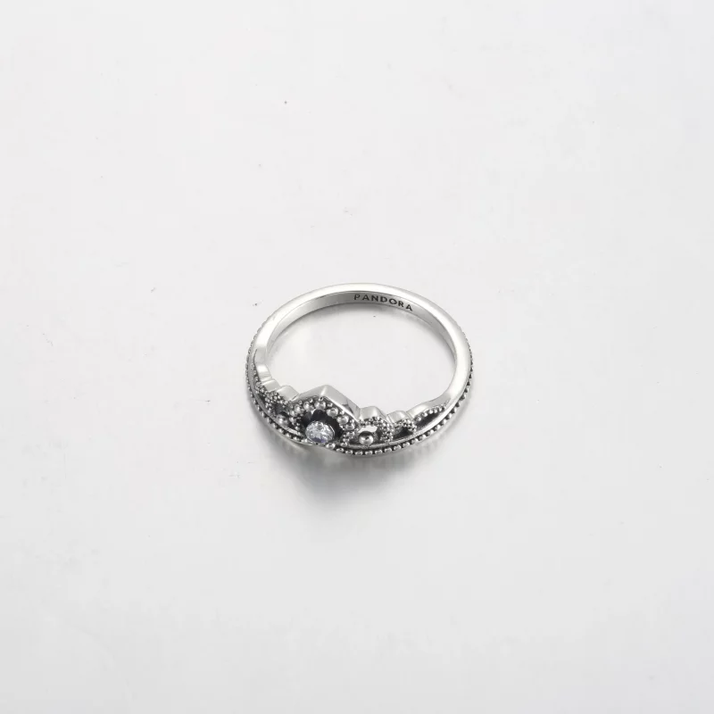(afbeelding voor) Pandora Regal Beaded Tiara Ring - 192233C01 - Bekijken 3
