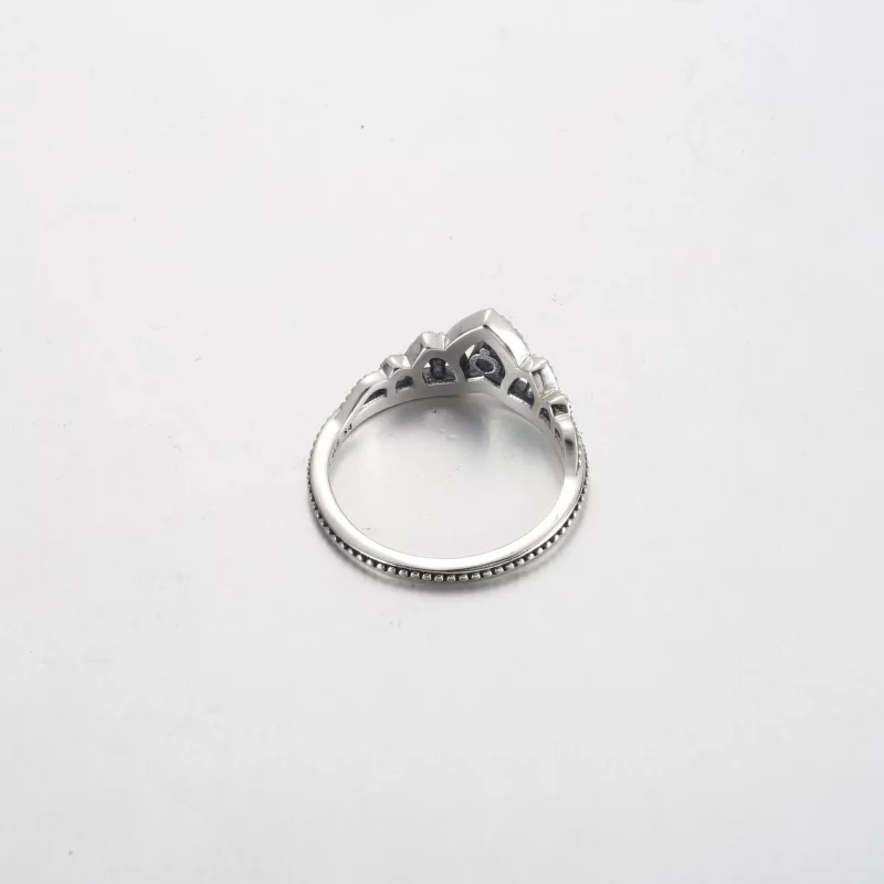 (afbeelding voor) Pandora Regal Beaded Tiara Ring - 192233C01 - Bekijken 4