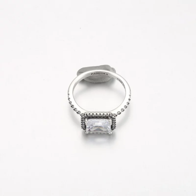 (afbeelding voor) Pandora Rechthoekige Sparkling Halo Ring - 192391C01 - Bekijken 3