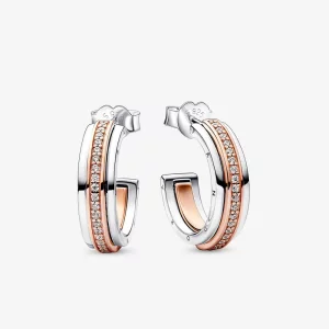 Pandora Signature Tweekleurige Logo & Pavé Oorbellen - 282737C01 (afbeelding voor) Pandora Signature Tweekleurige Logo & Pavé Oorbellen - 282737C01