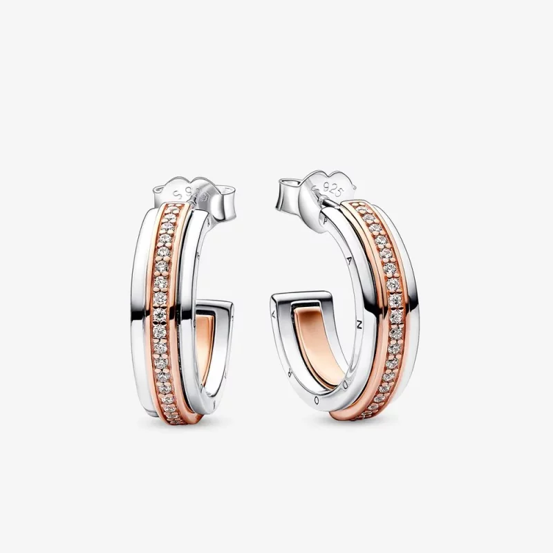(afbeelding voor) Pandora Signature Tweekleurige Logo & Pavé Oorbellen - 282737C01