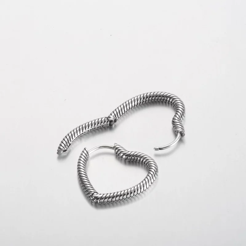 (afbeelding voor) Pandora Moments Hartcharm Oorbellen - 292236C00 - Bekijken 5