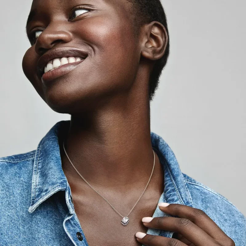 (afbeelding voor) Pandora Rechthoekige Sparkling Halo Collier Ketting - 392388C01 - Bekijken 6