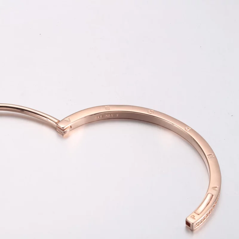 (afbeelding voor) Pandora Signature I-D Pavé Armband - 582313C01 - Bekijken 4